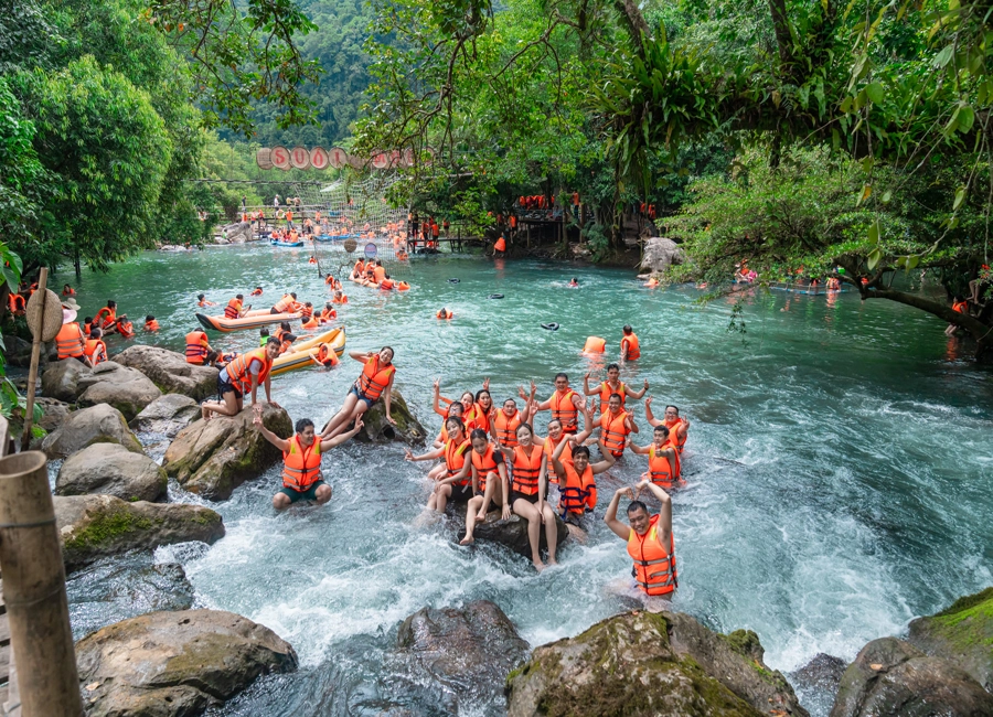 top những địa điểm du lịch ở việt nam