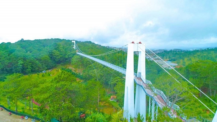 những địa điểm du lịch ở việt nam