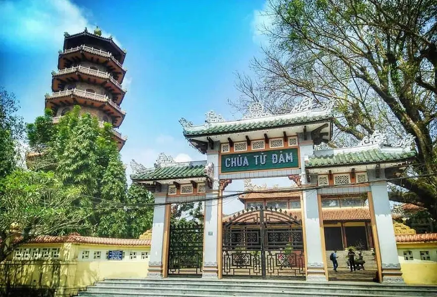 chua tu dam hue