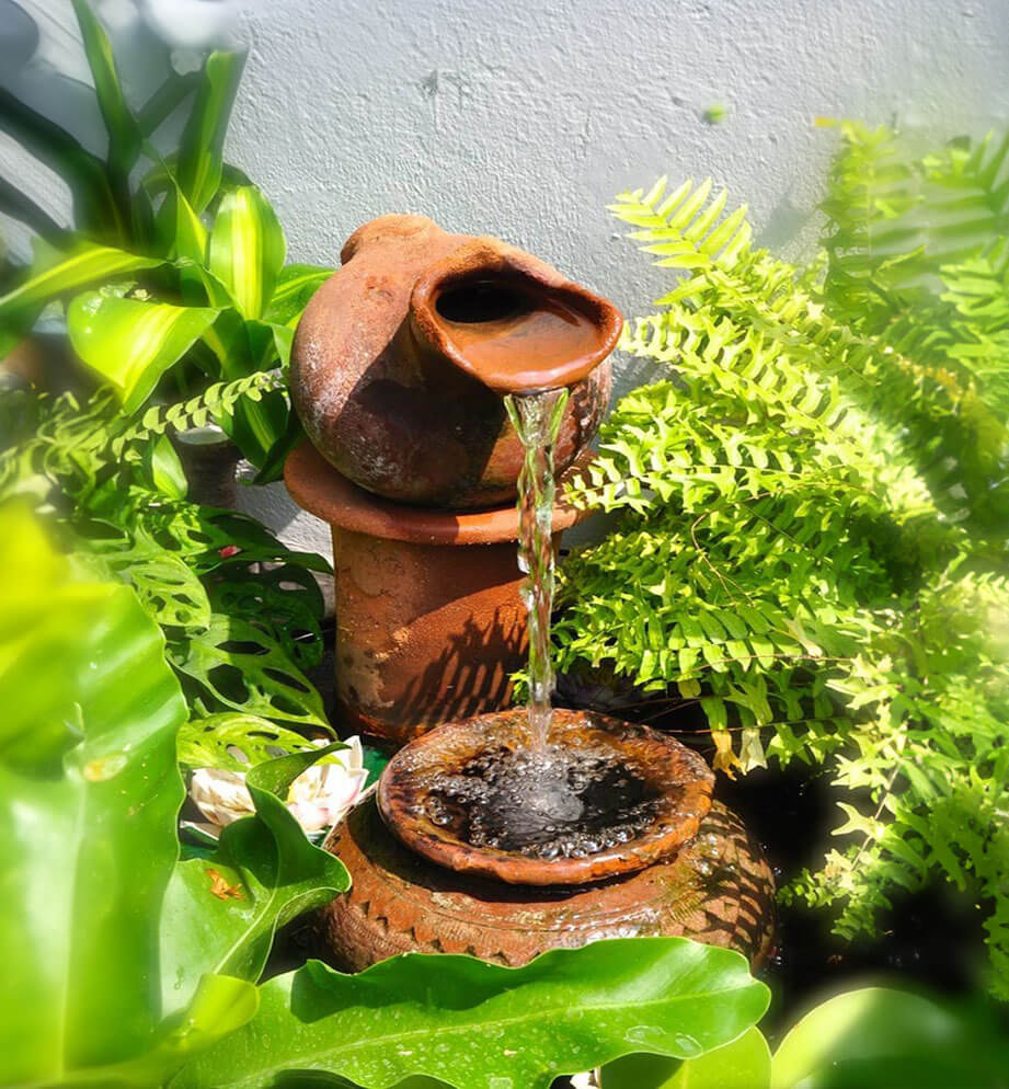 thac nuoc phong thuy ngoai troi