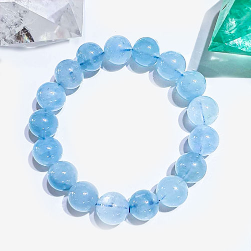 Vòng Đá Aquamarine Phong Thủy – Công Dụng Và Ý Nghĩa