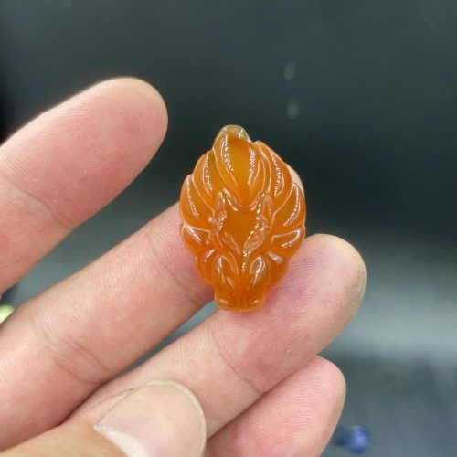 Những Ý Nghĩa Của Mặt Đá Hồ Ly Phong Thủy Và Mệnh Hợp