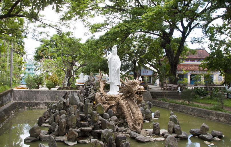 tuong quan am chua huong tich