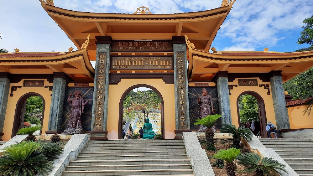 chua ho quoc phu quoc