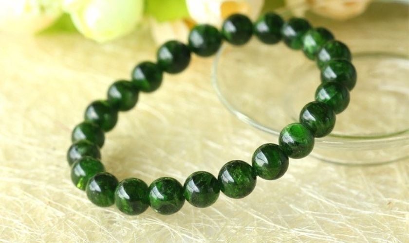 vong tay da diopside