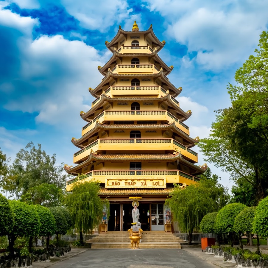 bao thap xa loi chua giac lam