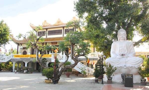 chua phap lam da nang
