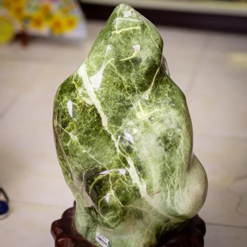 Khám Phá Công Dụng Đặc Biệt Của Đá Serpentine Phong Thủy