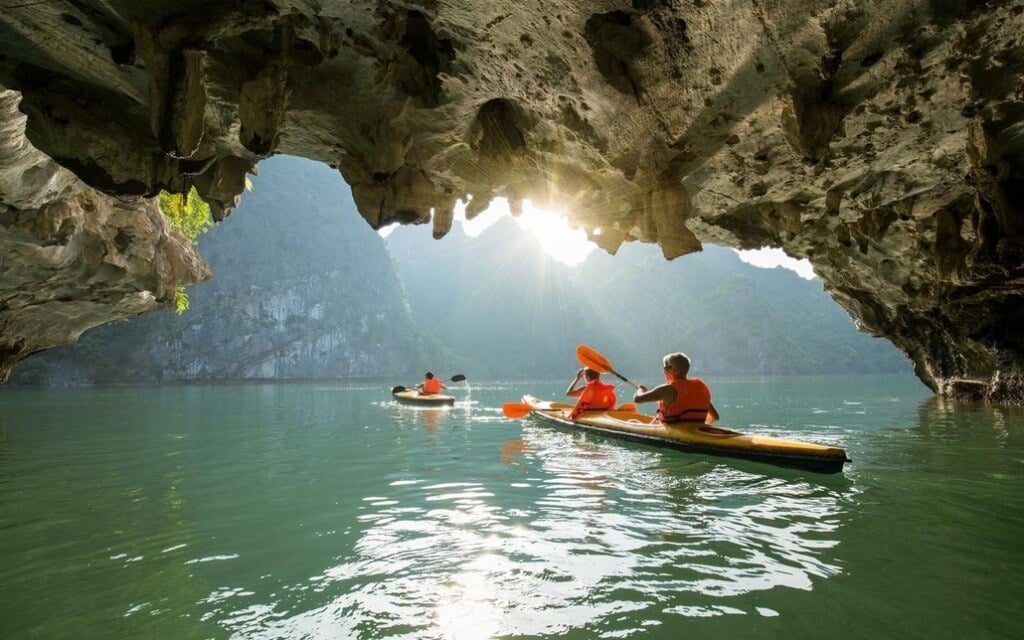 cheo thuyen vinh ha long