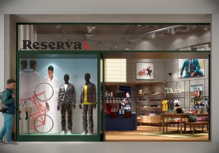 thi công trang trí cửa hàng