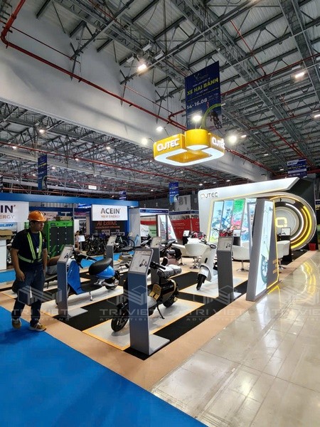 booth hoi cho hien dai