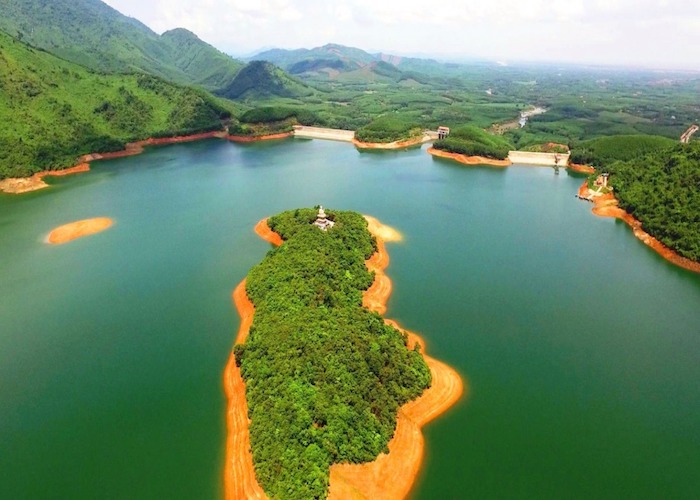 thien vien truc lam giua ho