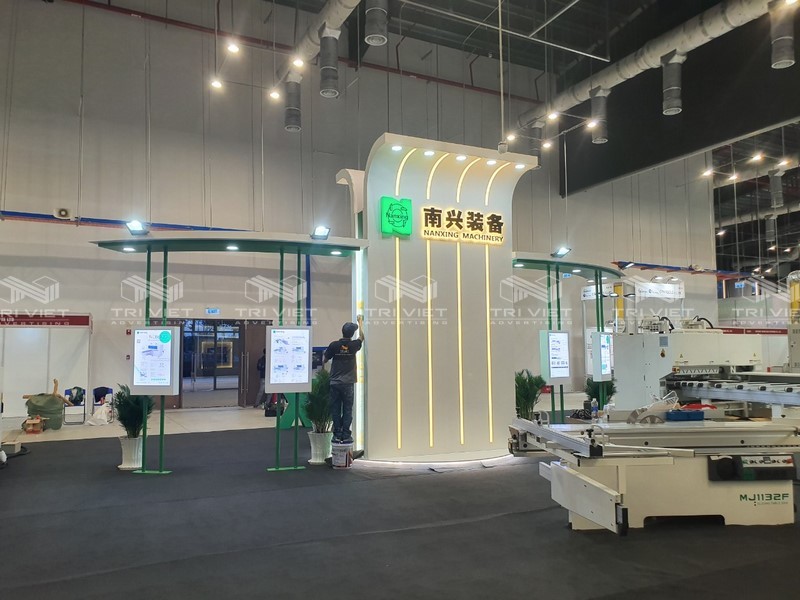 gian hang hoi cho dep vinh long