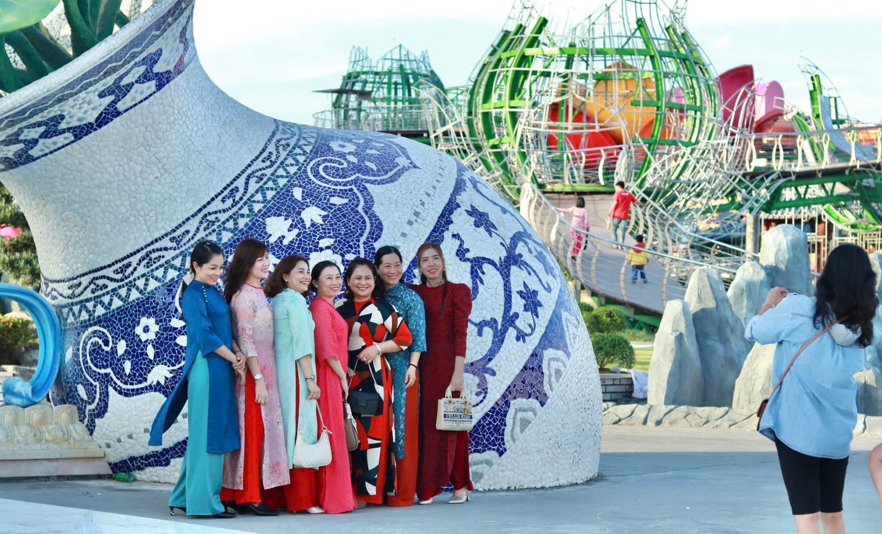 diem du lich lien hoa bao thap