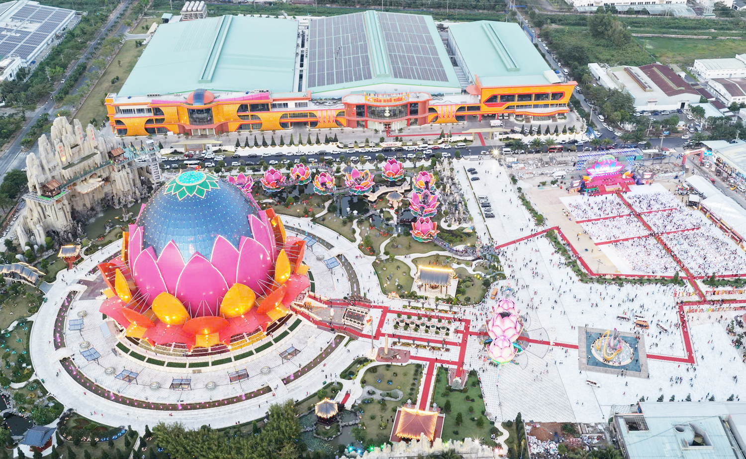 lien hoa bao thap tan hue vien