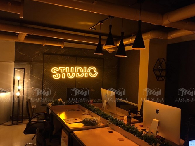 thi cong noi that van phong