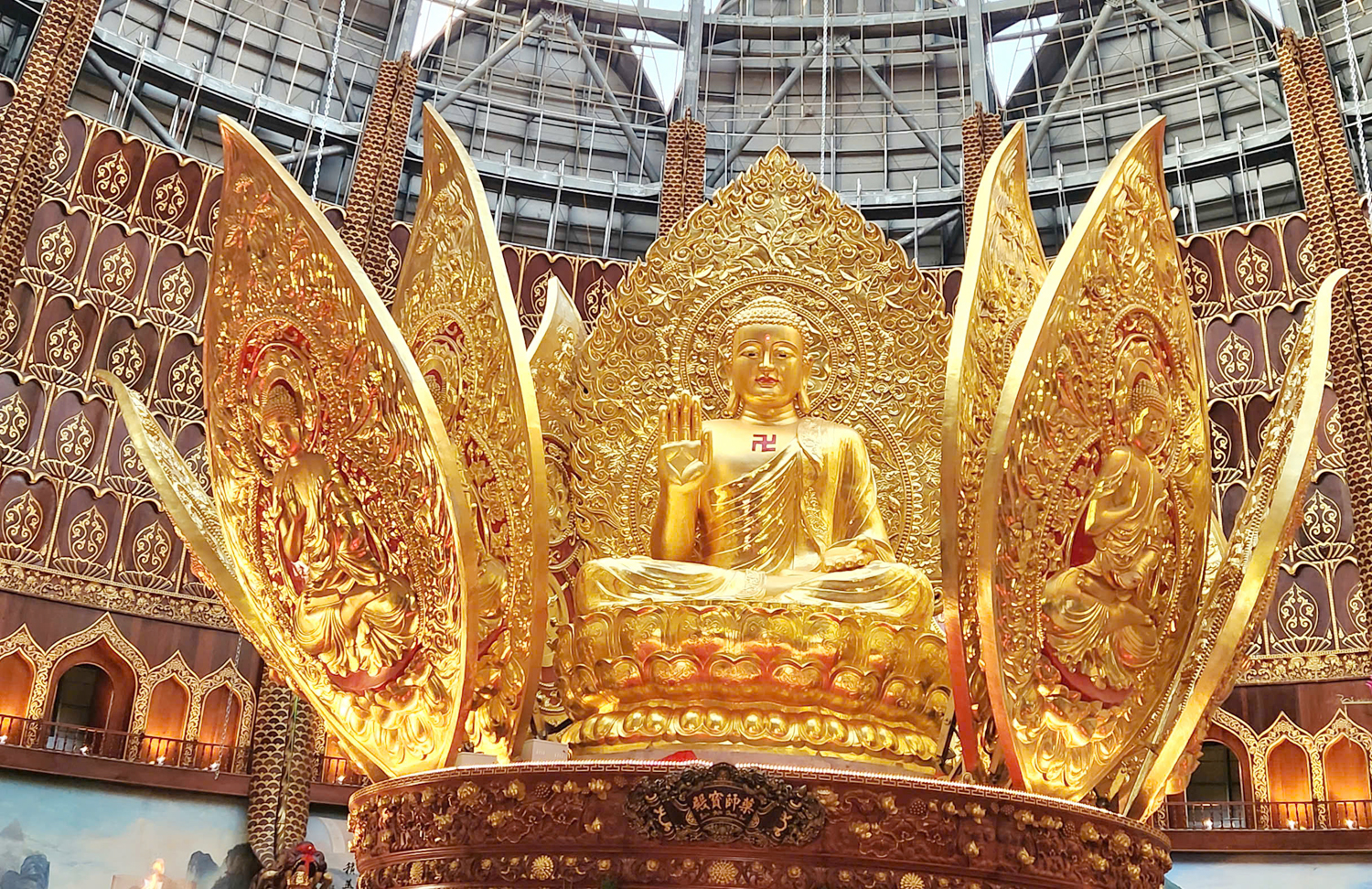 tuong phat duoc su lien hoa bao thap