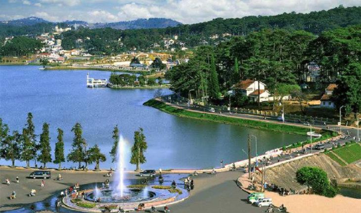 diem du lich ho xuan huong