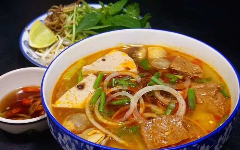 bun bo hue chay