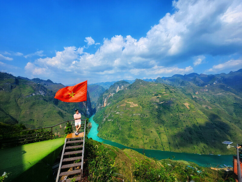 du lich ha giang gia re