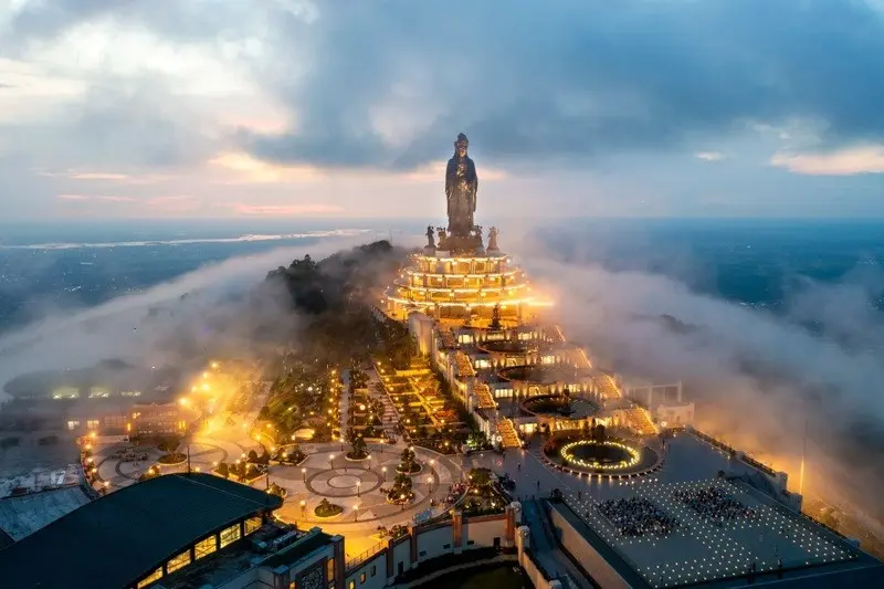 du lich nui ba den tay ninh 2026