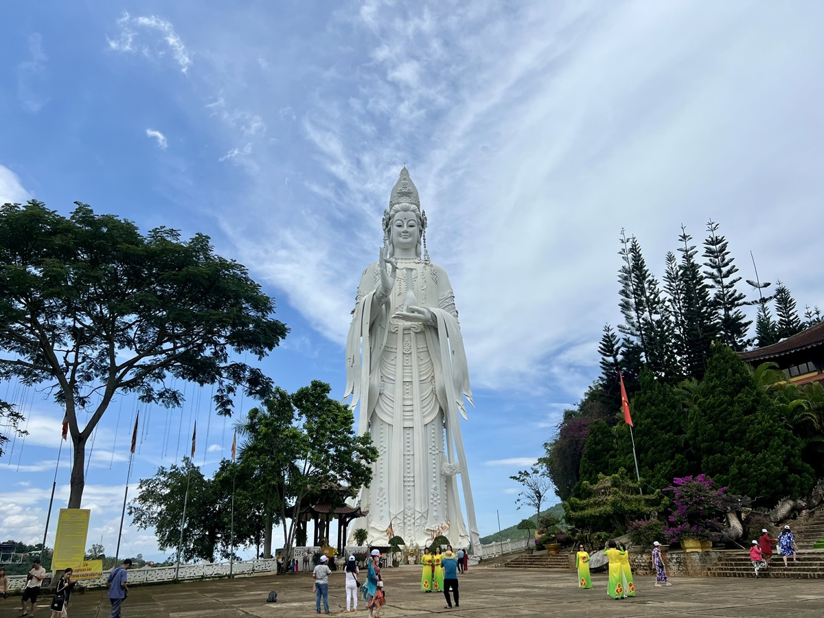 tuong phat chua linh an
