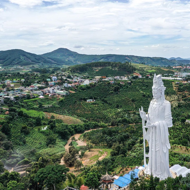 tuong quan am chua linh an da lat