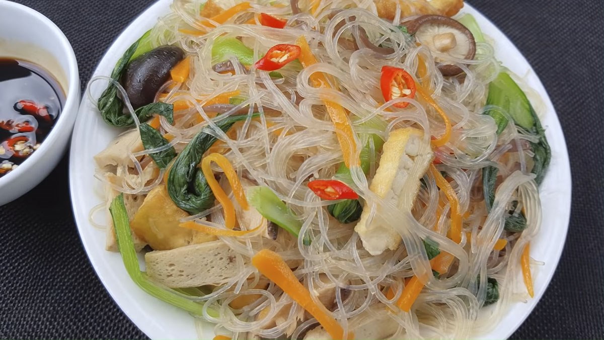 mien xao chay ngon
