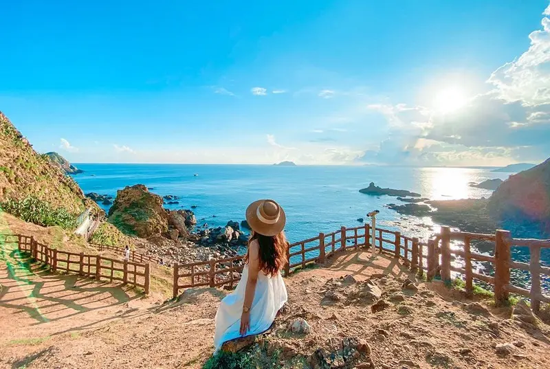 du lich tiet kiem bien quy nhon