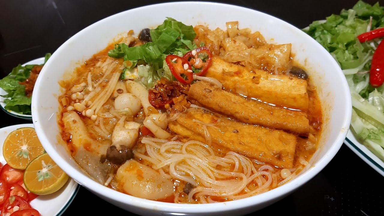 hu tieu chay sa te